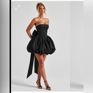 Chic Strapless Black Dress with Bow Detail